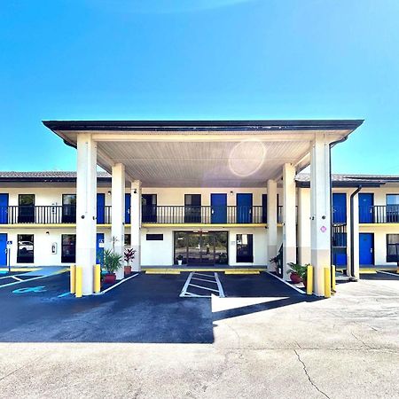 High Springs Inn Soon To Be Clarion Pointe Alachua Exterior foto