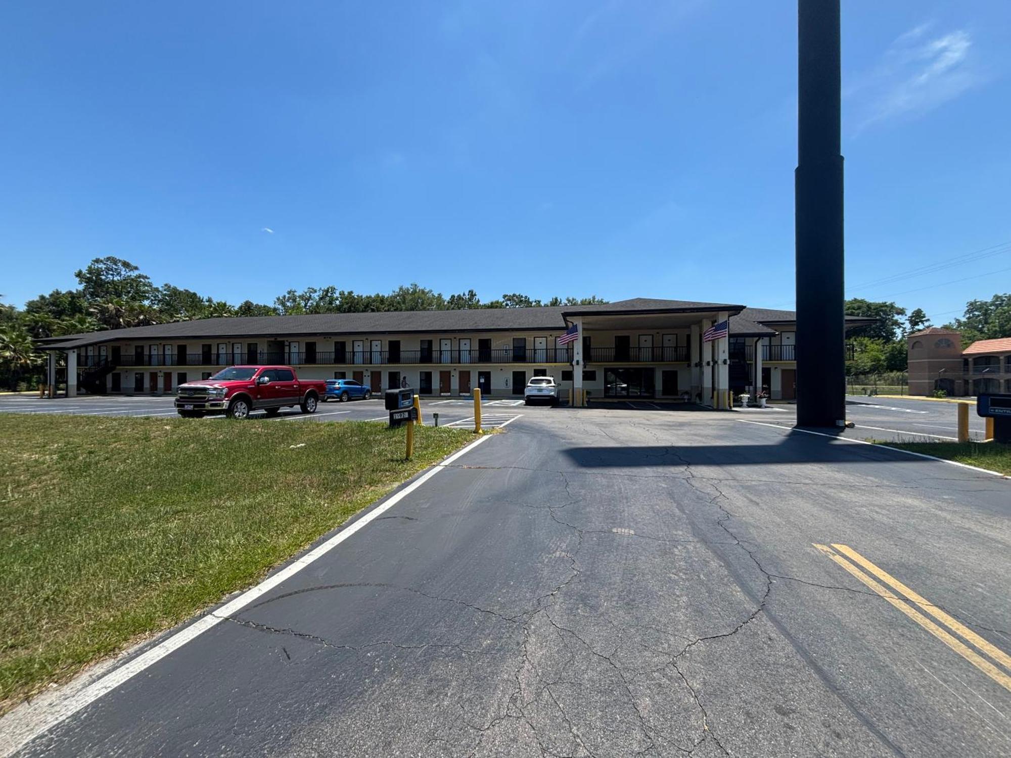 High Springs Inn Soon To Be Clarion Pointe Alachua Exterior foto